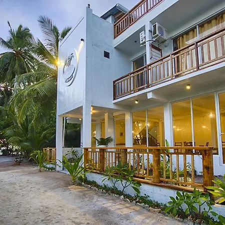 Island Break Hotel